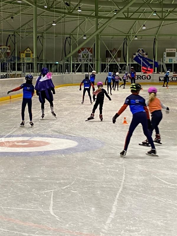 5 december, "Pieten on ice"