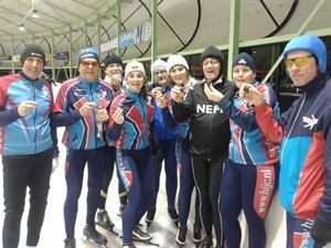 Recreanten toosten op het nieuwe jaar