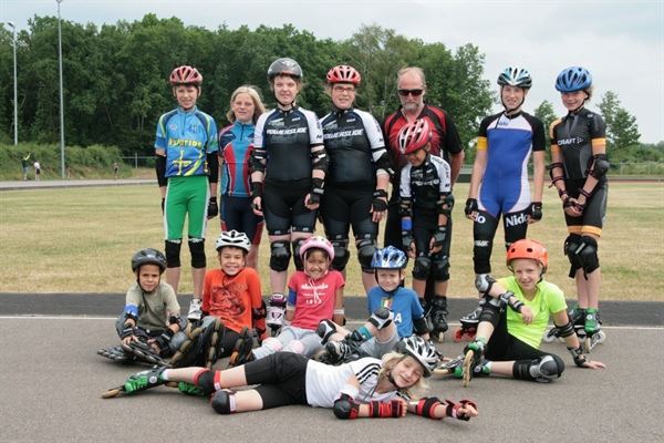 Inhalen Vision Sports skeelerwedstrijd Wierden