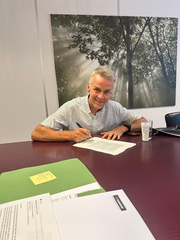 Statuten ondertekend