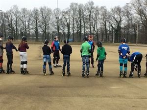 Skeeleren, schaatsen op wieltjes