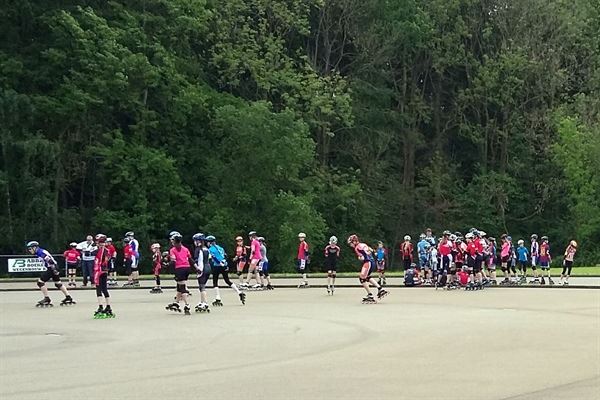 Eerste Vision Sports skeelerwedstrijd 2016 op Combibaan Hengelo