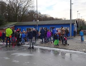 Hulp bij kantine en kassa tijdens natuurijs